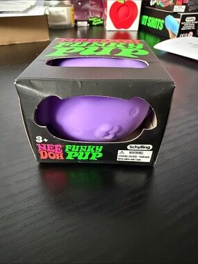 Schylling- NEEDOH FUNKY PUP- purple- NIB